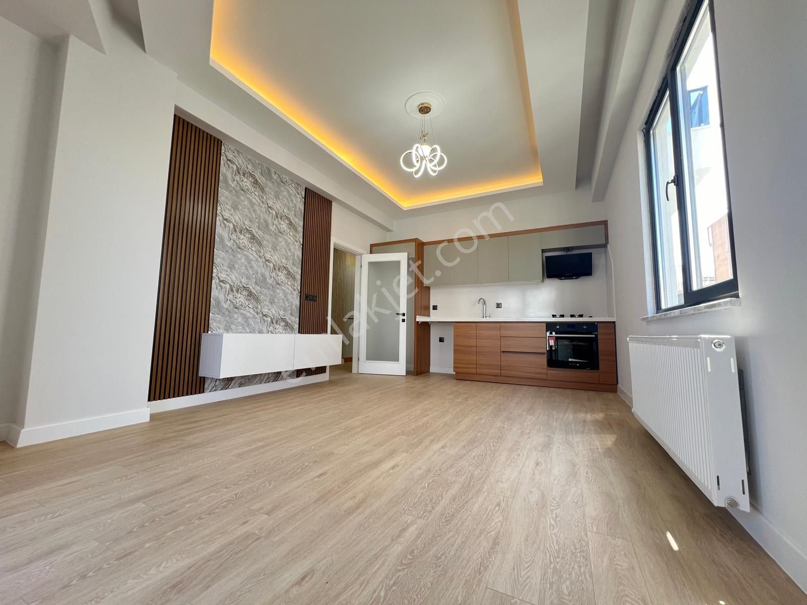 Akçay Aras Emlaktan Ön Cephe Ara Kat 2+1 Sıfır Daire - Görsel 3
