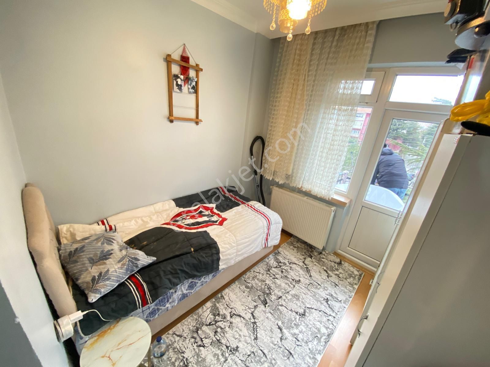 Fatih Ulubatlı Hasan Mahallesinde Ara Kat Ön Cephe Satılık Daire - Görsel 11