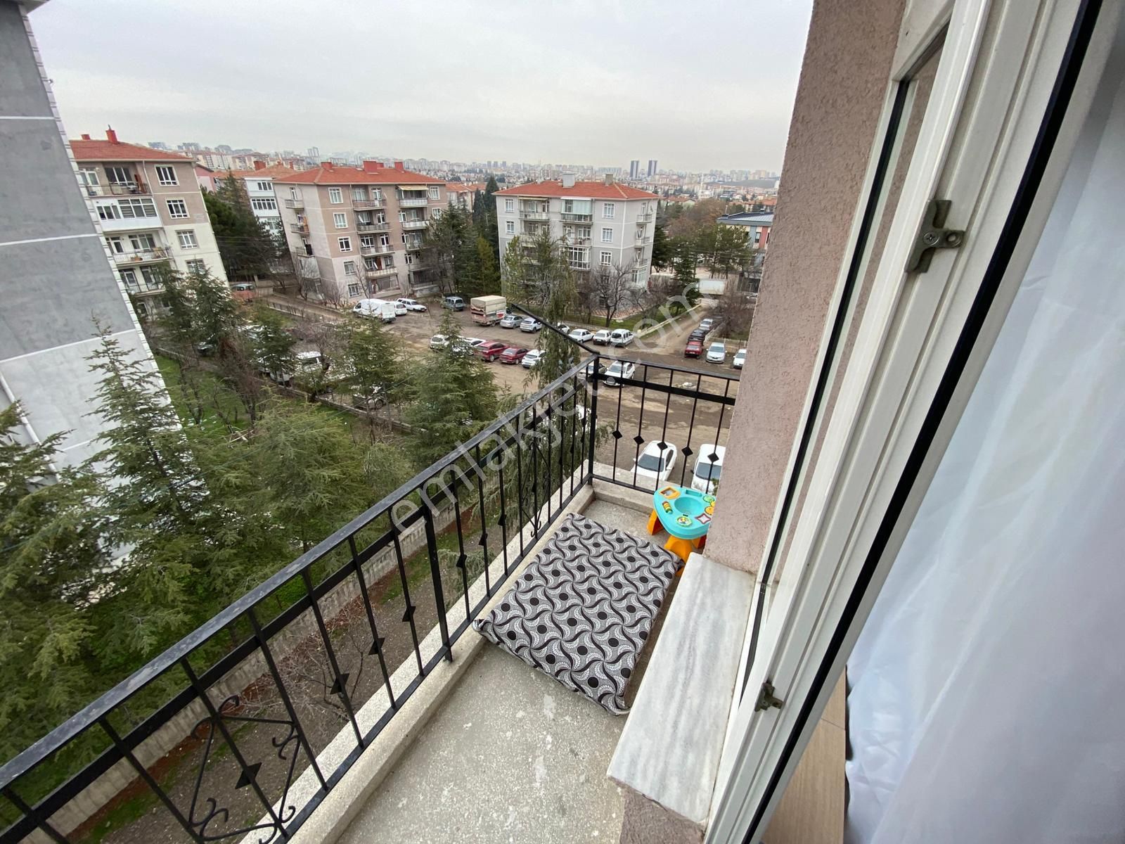 Fatih Ulubatlı Hasan Mahallesinde Ara Kat Ön Cephe Satılık Daire - Görsel 14