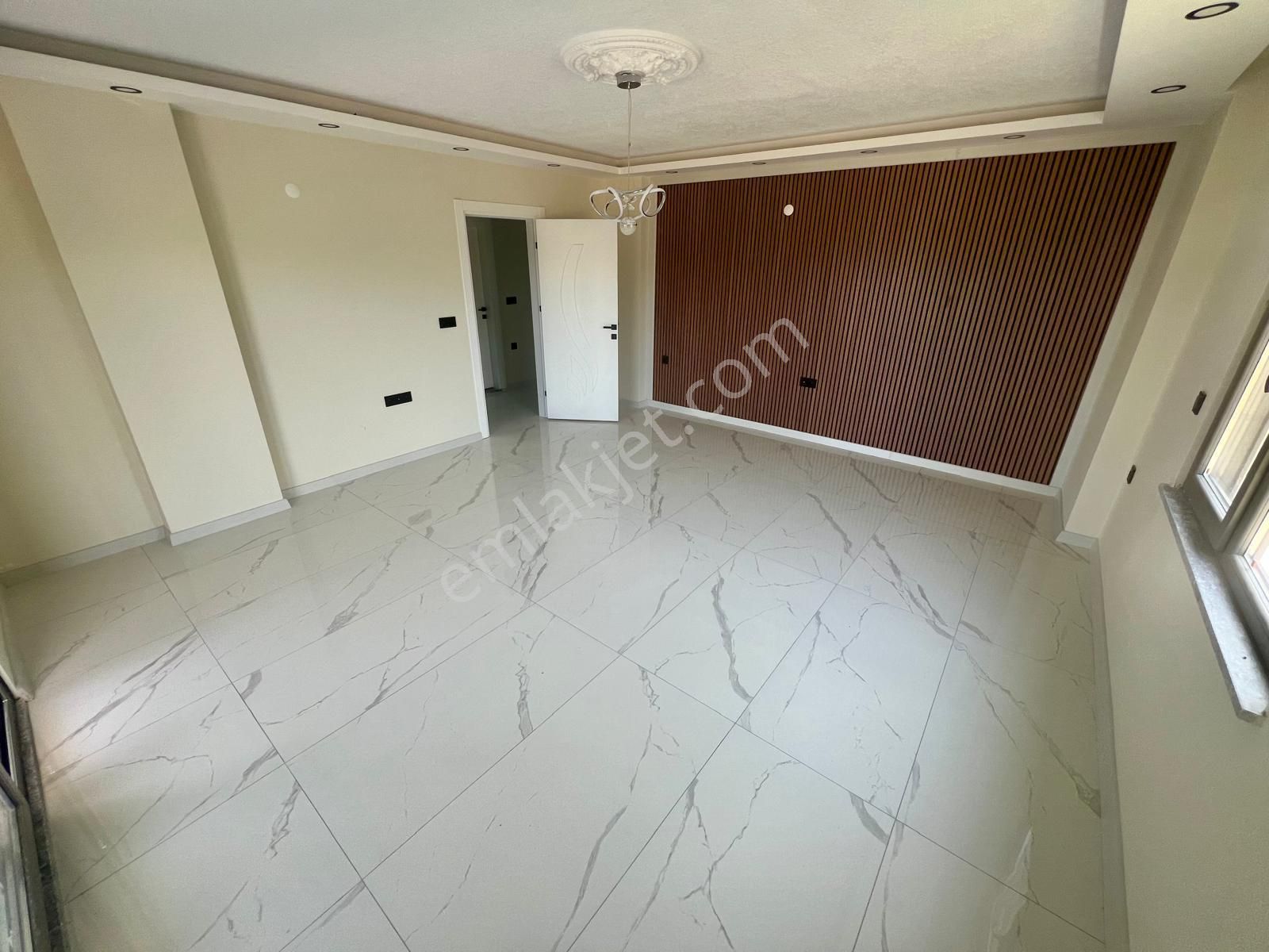 Akçay Aras Emlaktan Güre Çamlıbelde Denize 500 M. 4+1 Villa - Görsel 12