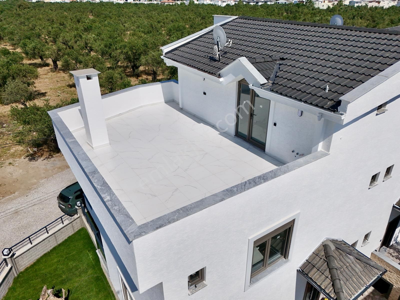 Akçay Aras Emlaktan Güre Çamlıbelde Denize 500 M. 4+1 Villa - Görsel 35