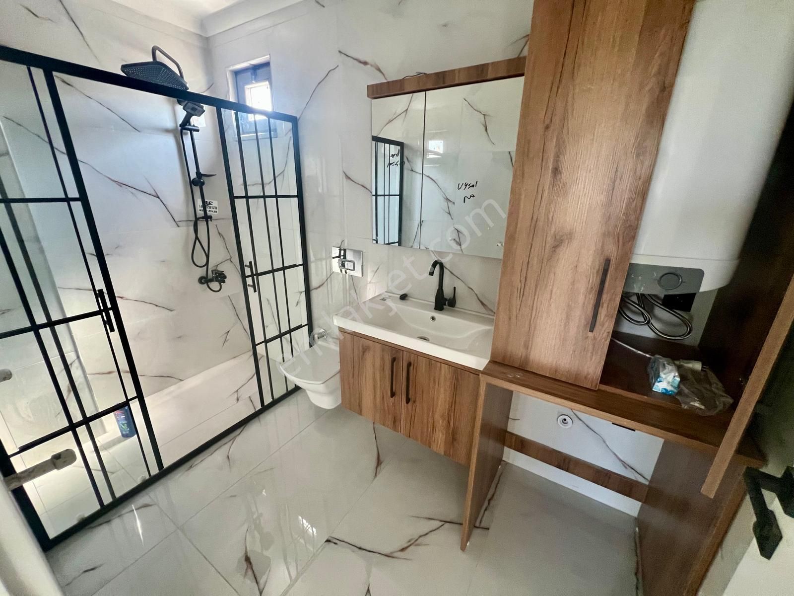 Akçay Aras Emlaktan Güre Çamlıbelde Denize 500 M. 4+1 Villa - Görsel 20