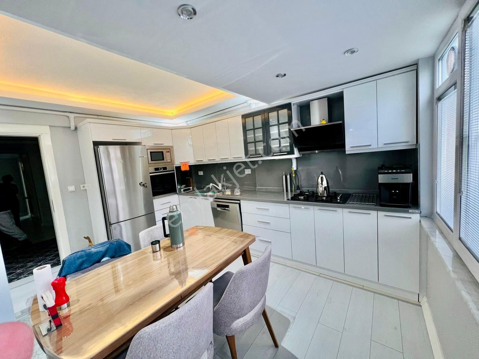 Yükselden Akçayda Satılık Ayrı Mutfak Arakat Geniş 3+1 Satılık Daire - Görsel 11