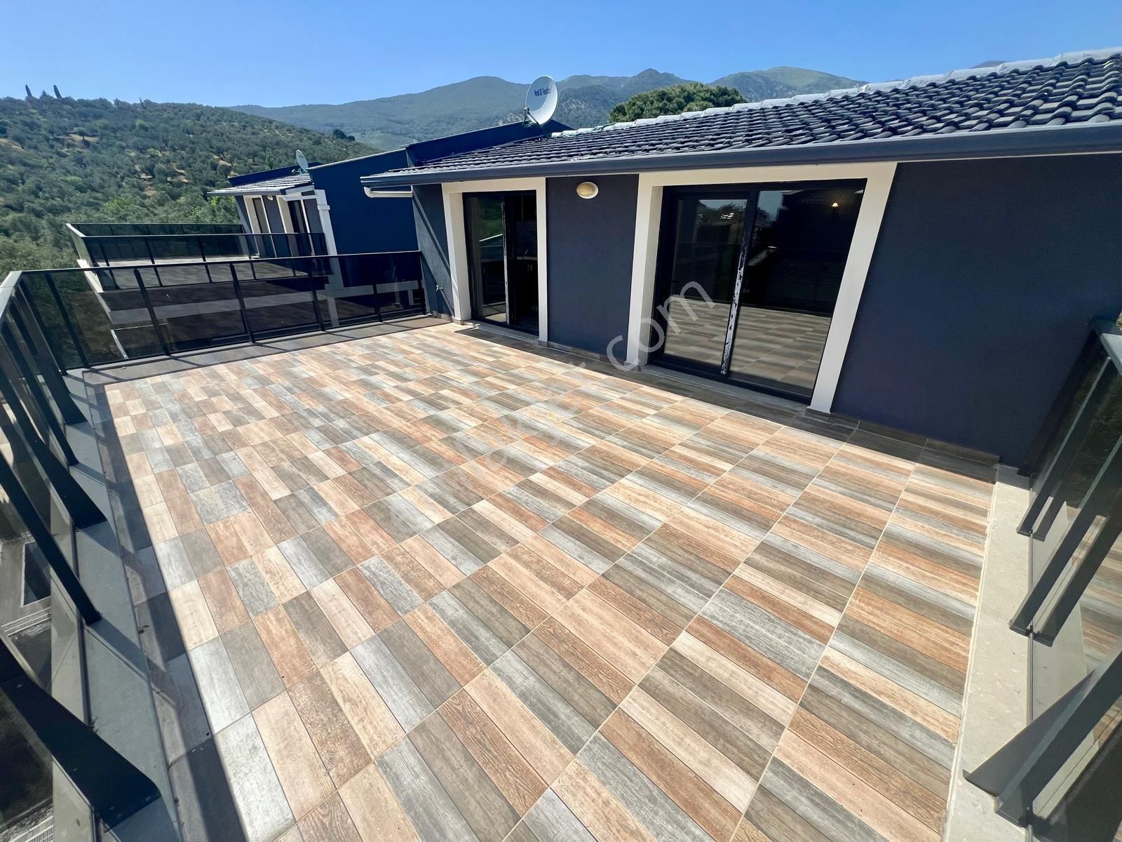 Akçay Aras Emlaktan Gürede Site İçi Müstakil 5+1 Havuzlu Villa - Görsel 35