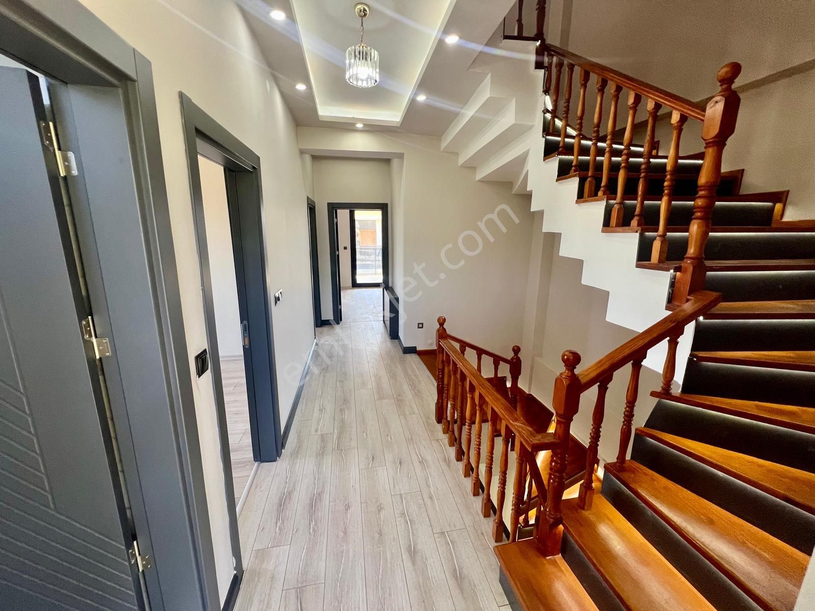 Akçay Aras Emlaktan Gürede Site İçi Müstakil 5+1 Havuzlu Villa - Görsel 20