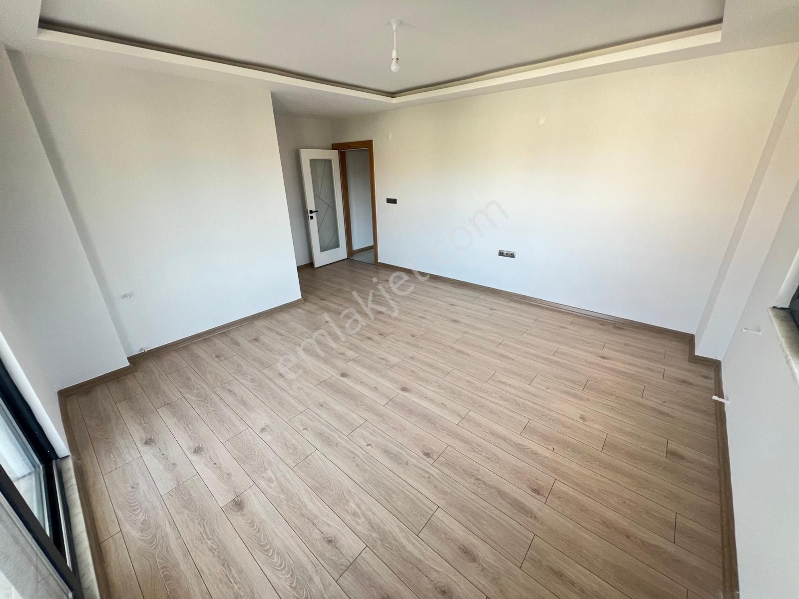 Akçay Aras Emlaktan Altınkumda Doğalgazlı Denize 350 Metre 4+1 Ön Cephe Dubleks - Görsel 3