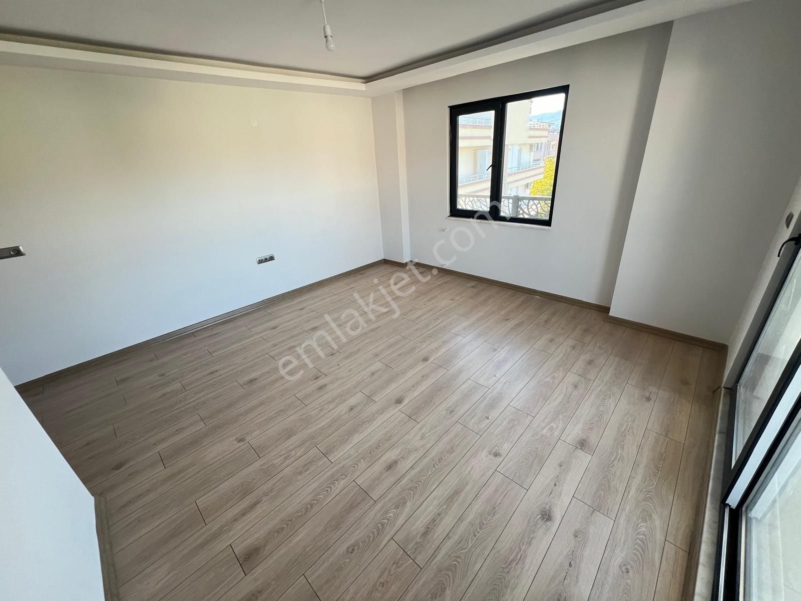 Akçay Aras Emlaktan Altınkumda Doğalgazlı Denize 350 Metre 4+1 Ön Cephe Dubleks - Görsel 4