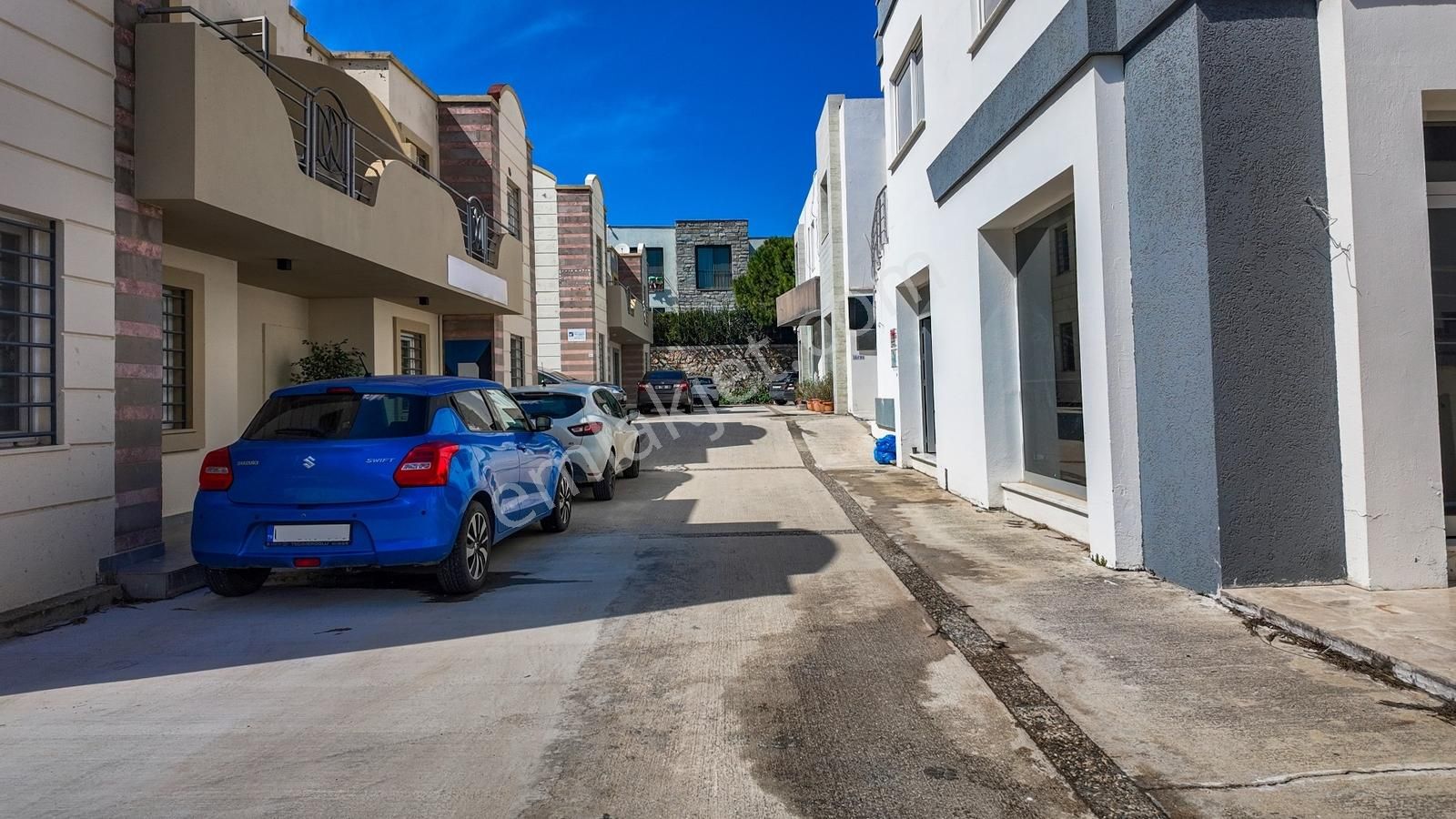 Bodrum Konacık'ta Ana Cadde Yakını Satılık 1+1 Ofis - Görsel 19