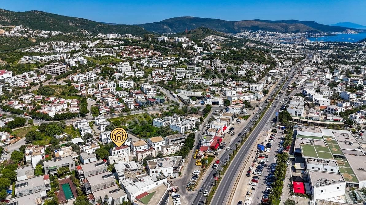 Bodrum Konacık'ta Ana Cadde Yakını Satılık 1+1 Ofis - Görsel 32