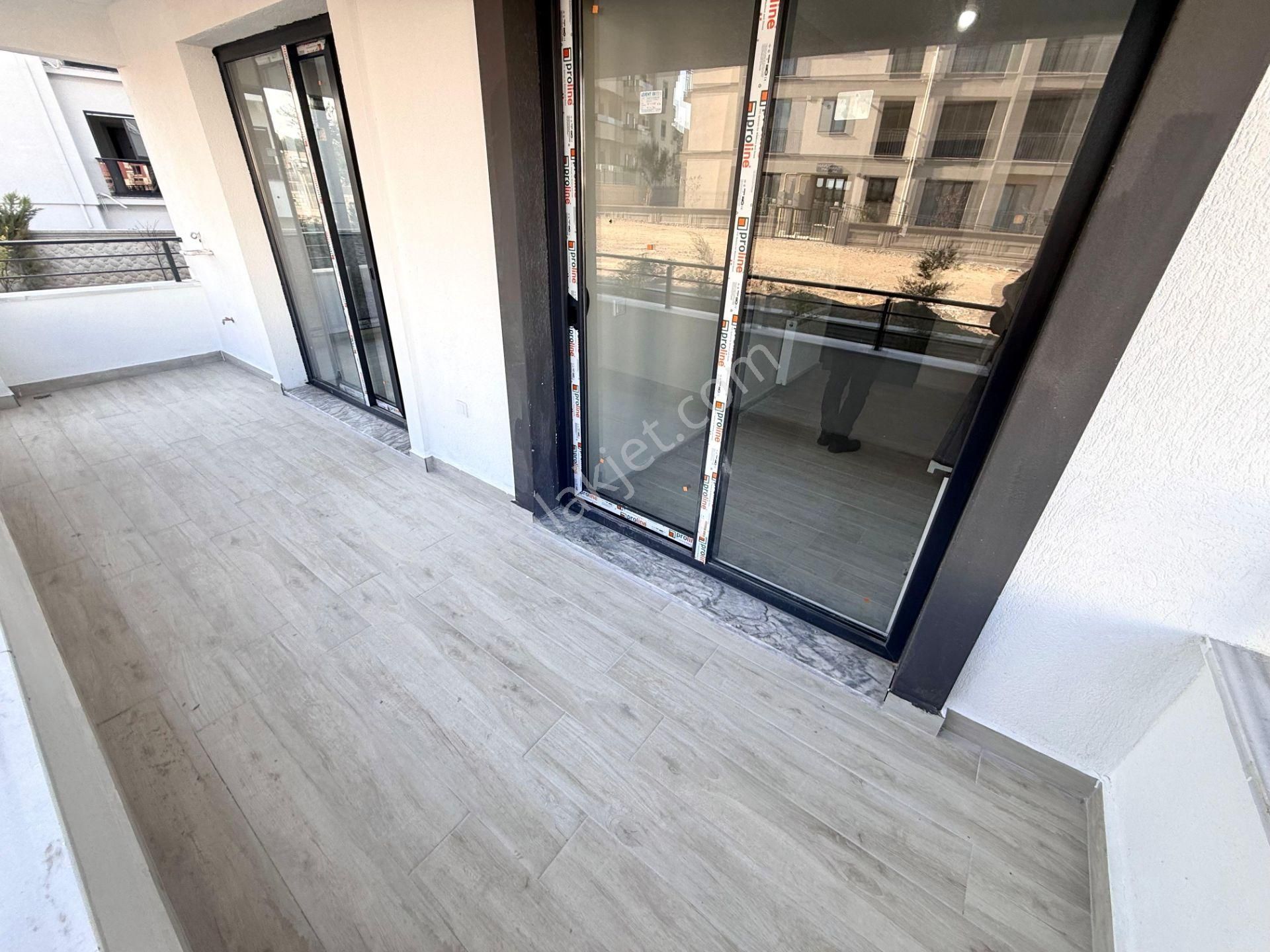 Yüksel'den Badem Alanında Ayrı Mutfak Ön Cephe Sıfır 2+1 Daire - Görsel 12