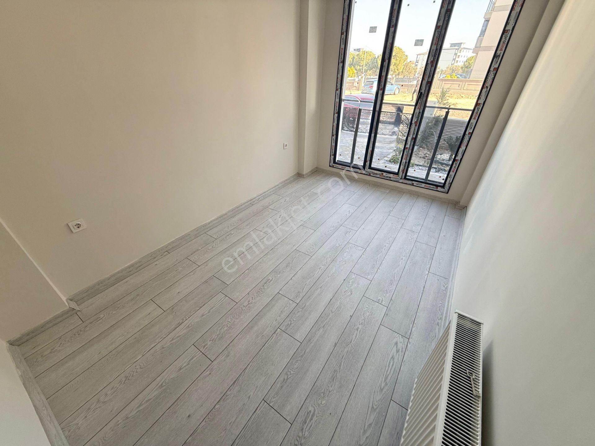 Yüksel'den Badem Alanında Ayrı Mutfak Ön Cephe Sıfır 2+1 Daire - Görsel 23