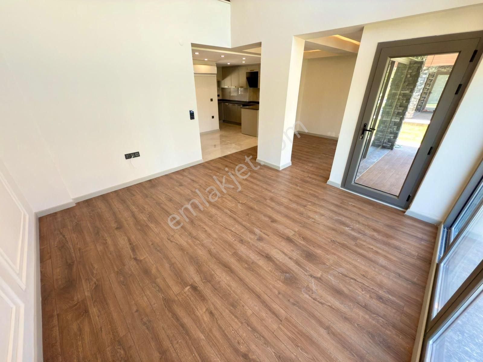 ▓yükselden Havuzlu Sitede ▓bağımsız▓ Denize 500 Metre Lüx Villa▓ - Görsel 6