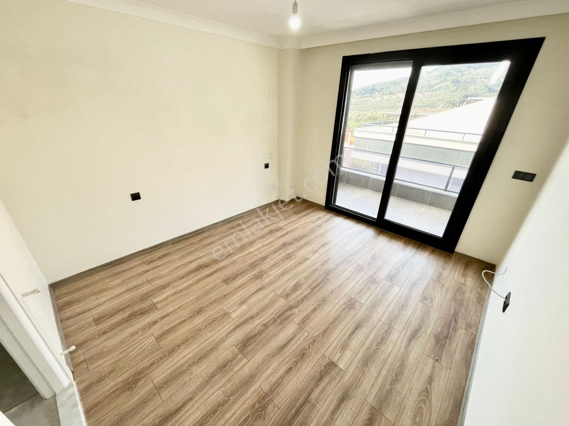 Yüksel'den Güre'de Satılık Havuz Manzaralı Emsalsiz Fiyata Lux 4+1 Villa - Görsel 6