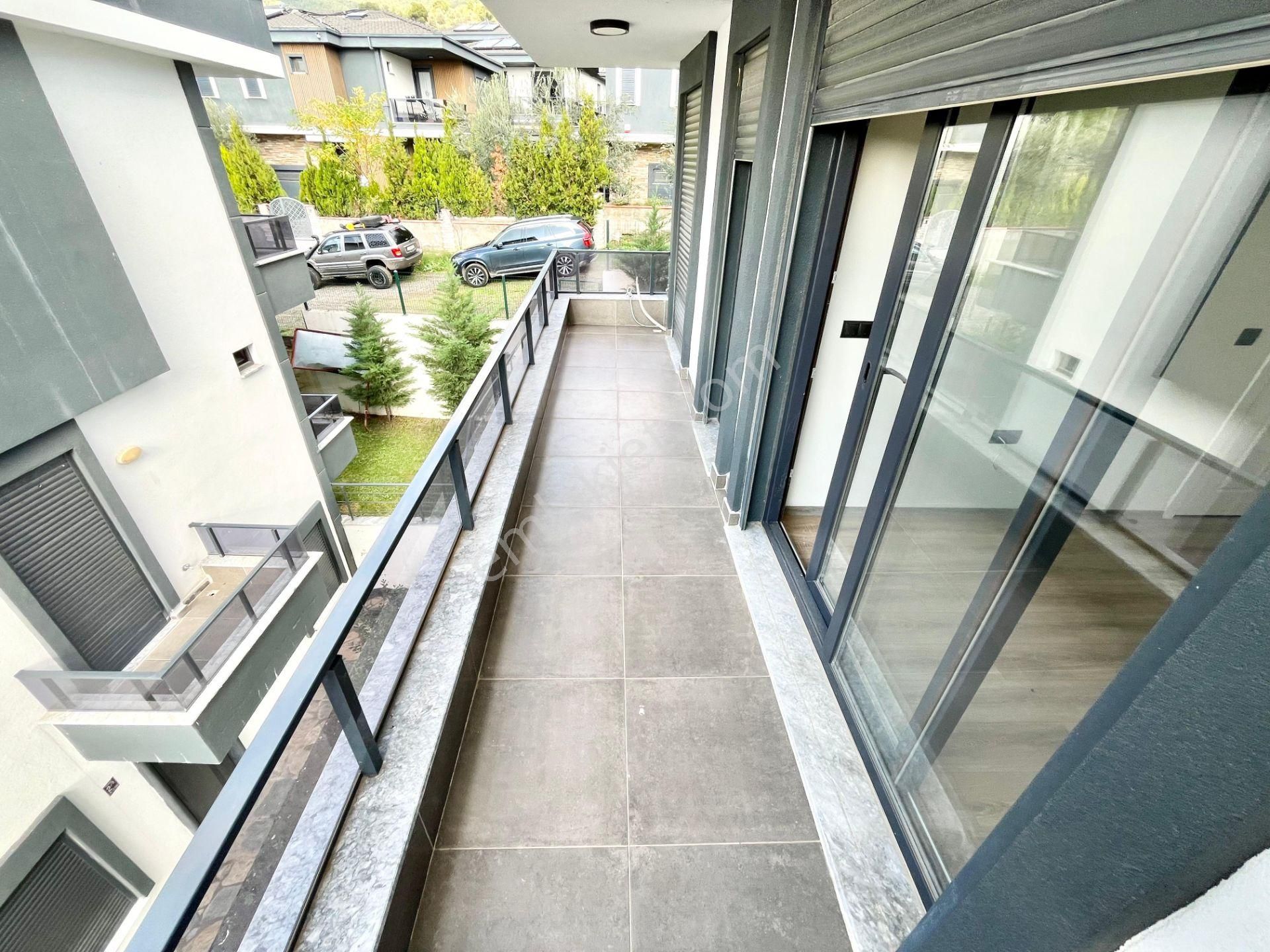Yüksel'den Güre'de Satılık Havuz Manzaralı Emsalsiz Fiyata Lux 4+1 Villa - Görsel 14