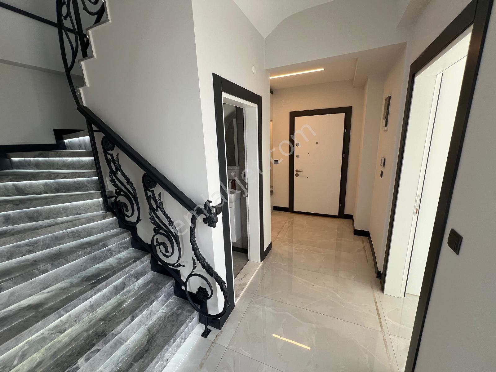 Akçay Aras Emlaktan Tahtakuşlarda 5+1 Havuzlu Müstakil Villa - Görsel 6