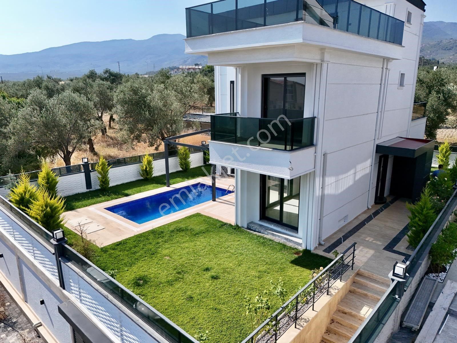 Akçay Aras Emlaktan Tahtakuşlarda 5+1 Havuzlu Müstakil Villa - Görsel 3