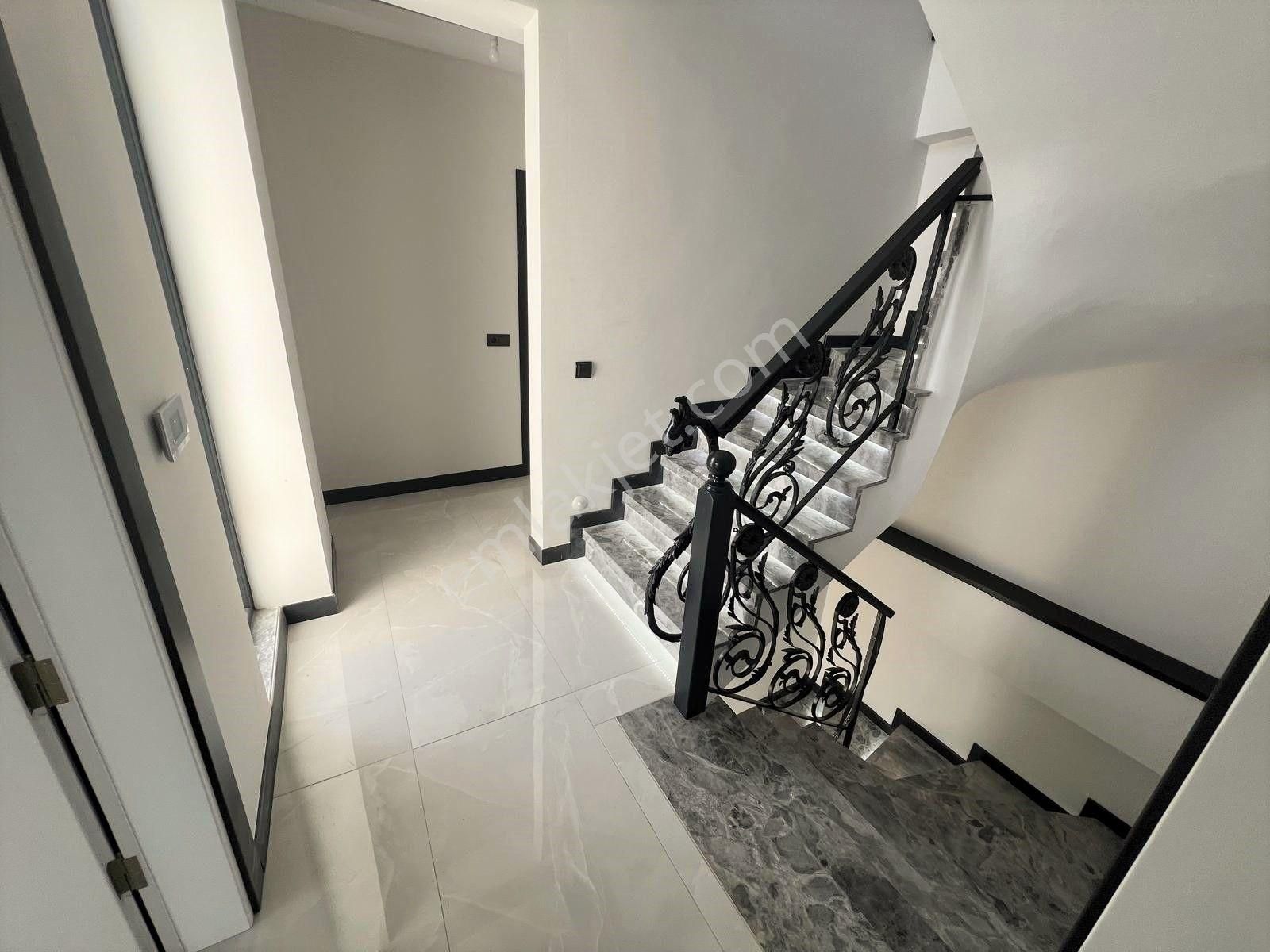 Akçay Aras Emlaktan Tahtakuşlarda 5+1 Havuzlu Müstakil Villa - Görsel 15