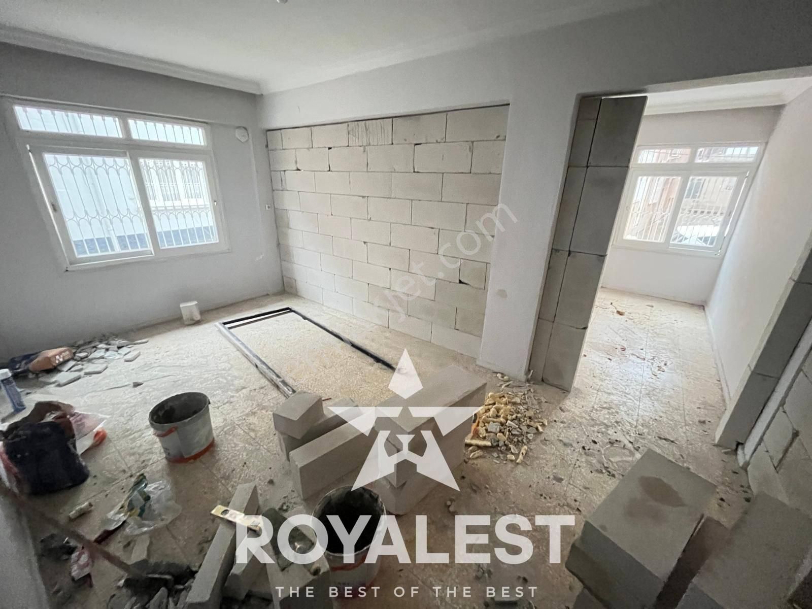 Royalest'ten Gürselpaşa'da 2 Katlı Bahçeli Müstakil Satılık Ev - Görsel 10