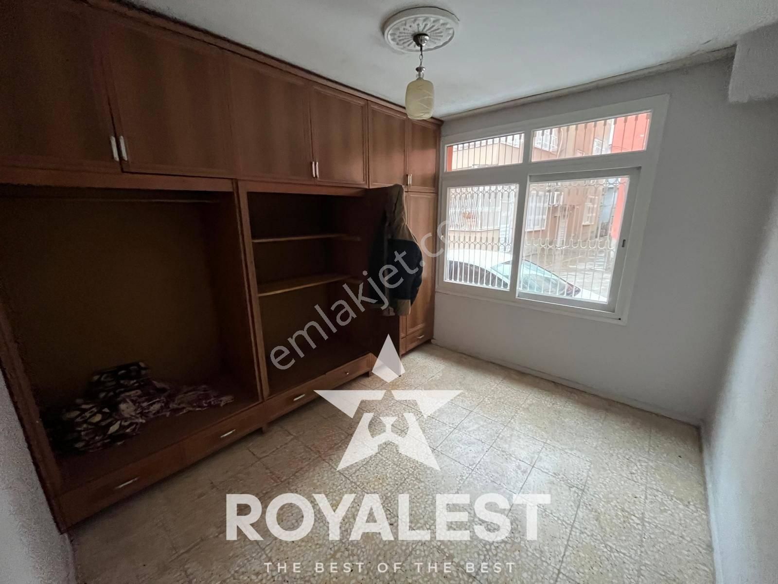 Royalest'ten Gürselpaşa'da 2 Katlı Bahçeli Müstakil Satılık Ev - Görsel 8