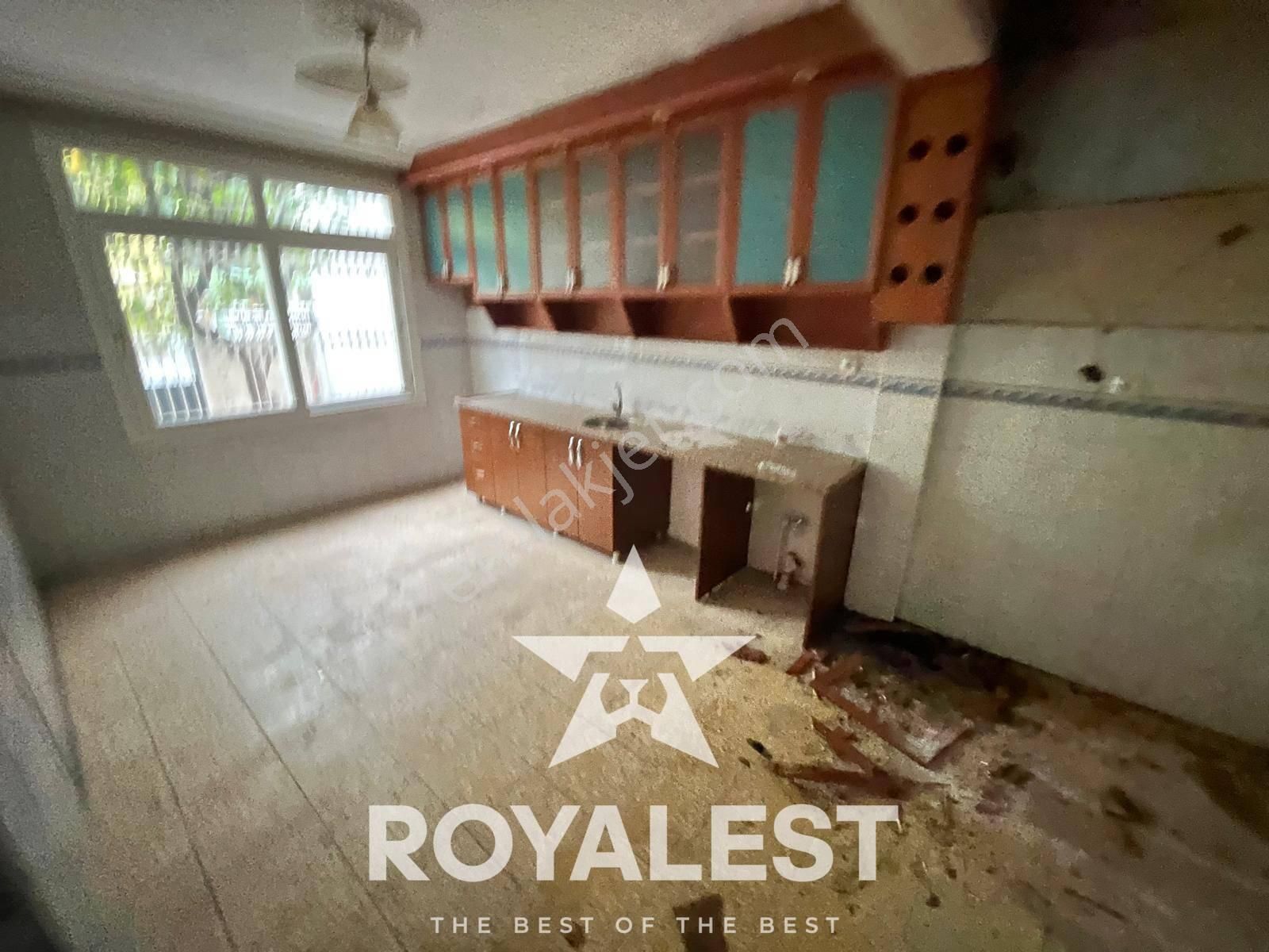 Royalest'ten Gürselpaşa'da 2 Katlı Bahçeli Müstakil Satılık Ev - Görsel 6