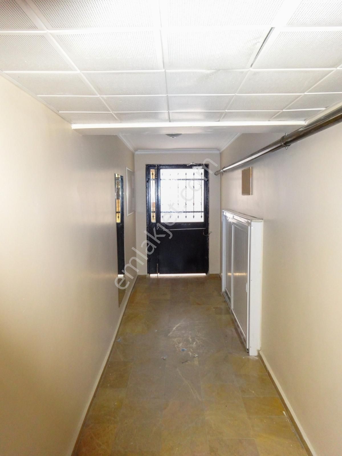 Teraslı, Şehir Manzaralı Geniş 1+1 Kapalı Otoparklı, Asansörlü - Görsel 9