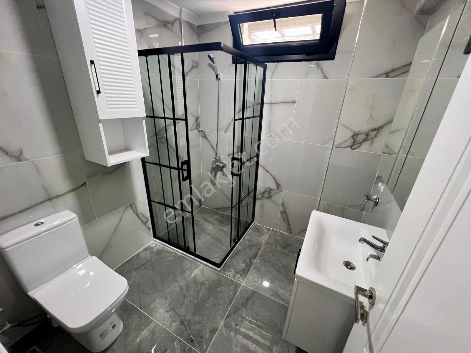 Akçay Aras Emlaktan Gürede Geniş Bahçeli 7+1 Müstakil Villa - Görsel 34