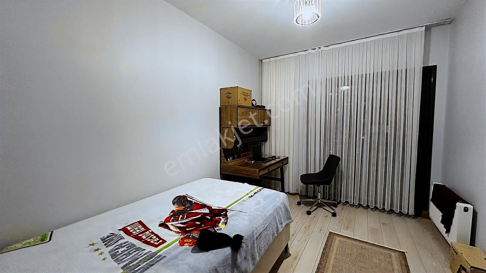 Turyap Hürriyetten Prestijli Sitede Satılık 3+1 Ara Kat Daire! - Görsel 24