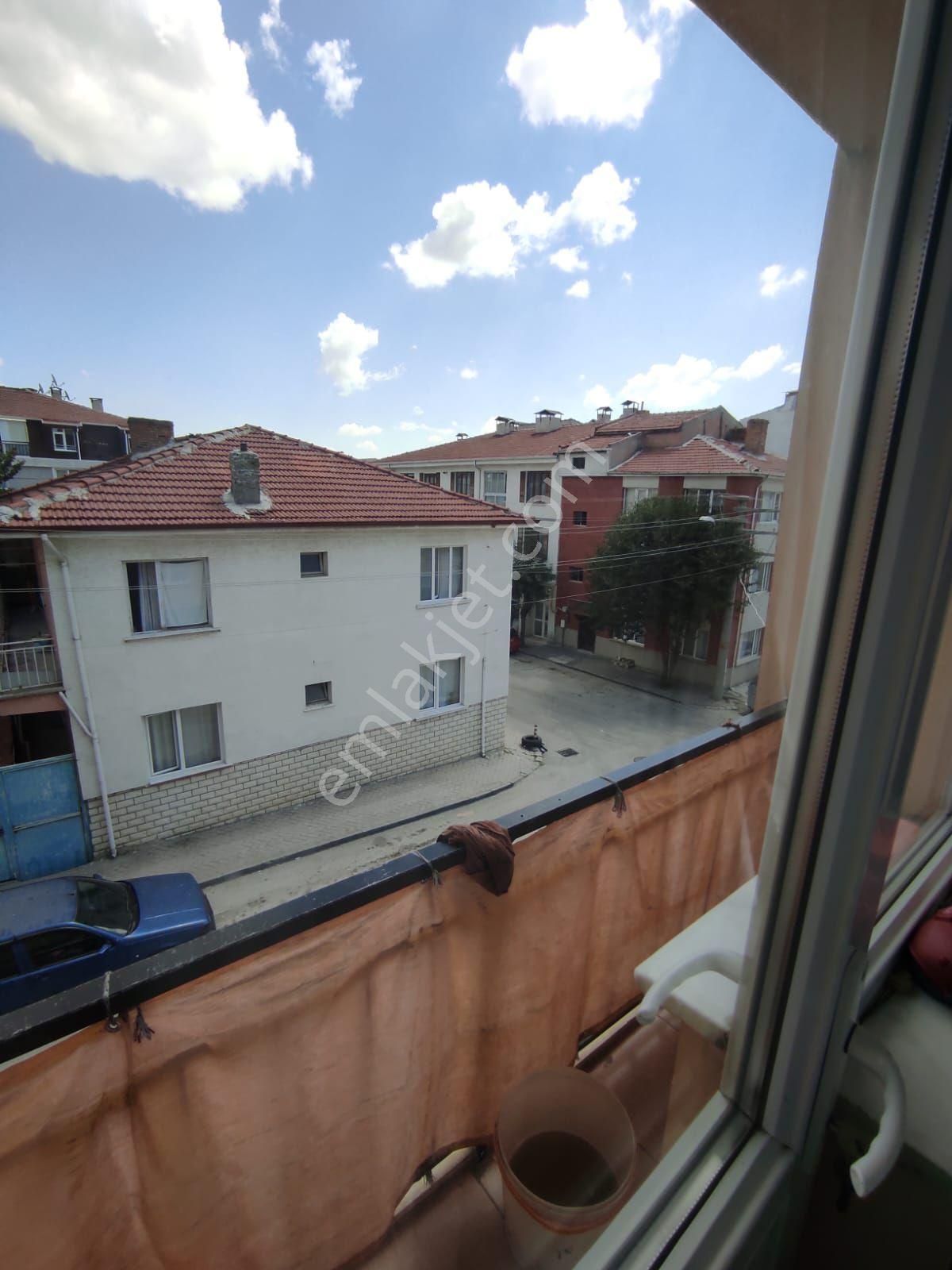 Sahibinden Satılık 2+1 108 M2. Çarşıya 50 Mt. - Görsel 3