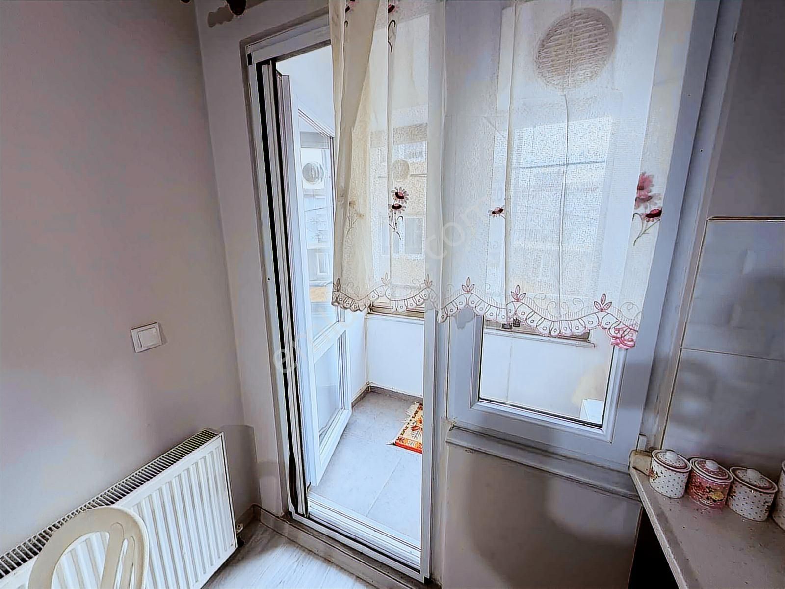 Burcu'dan Çınarlı Mh. 6 Yıllık Modern Satılık Geniş 3+1 Daire - Görsel 3