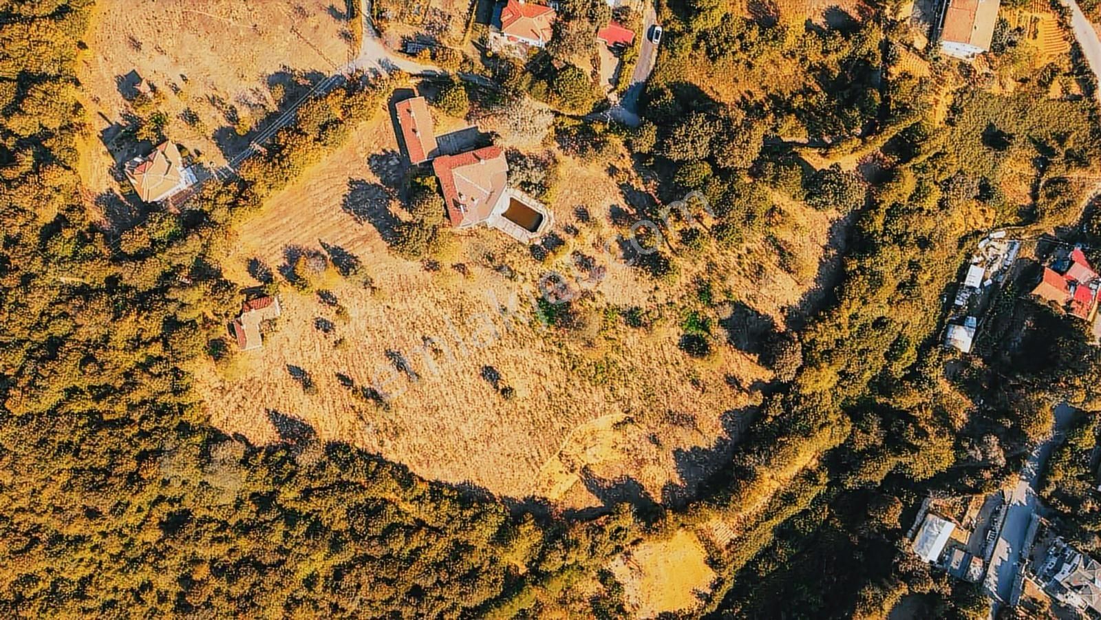 Beykoz Kılıçlıda 13830 M² Yatırımlık Arsa 15villa Potansiyeli