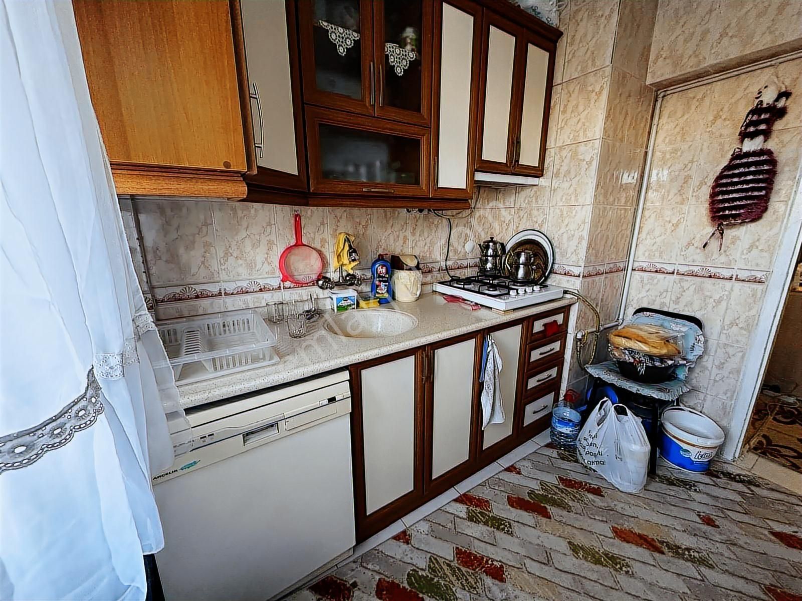 3+1 Harika Lokasyonda Salon Bağımsız 4kat Ön Cephe Harika Daire - Görsel 11