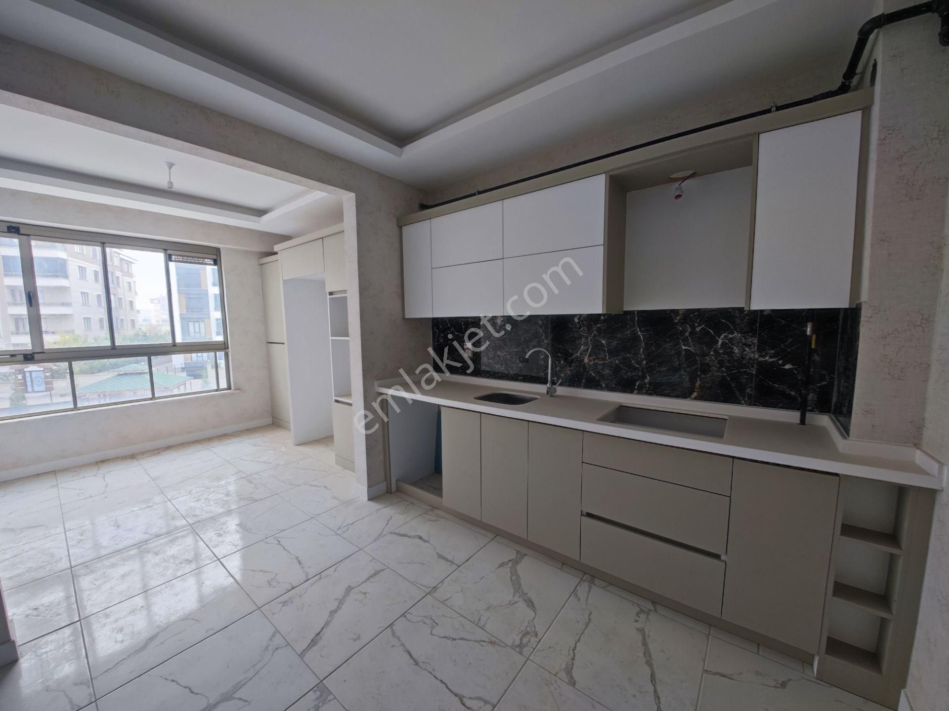 Real Avm Civarı Satılık Site İçerisin'de Lüx Sıfır Daireler