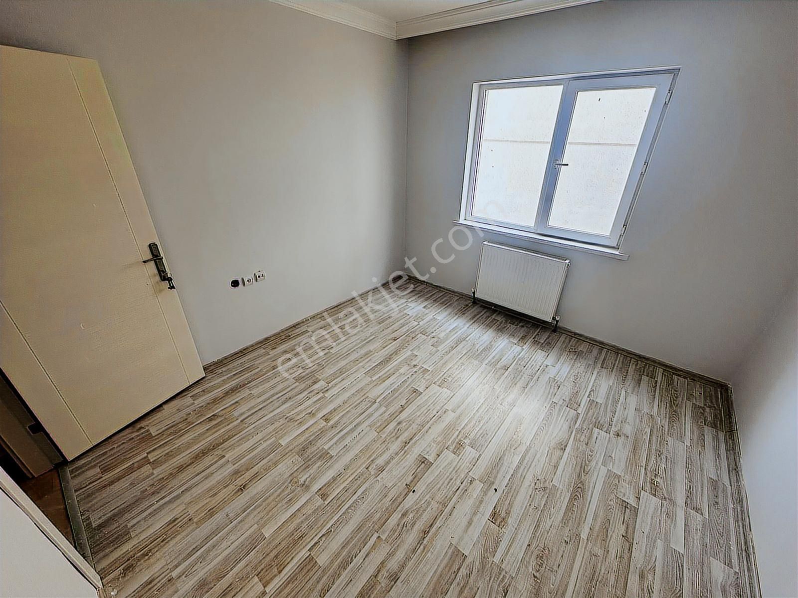 4+1 Merkezi Lokasyon 140m2 Ebeveyn Banyo Ön Cephe - Görsel 32