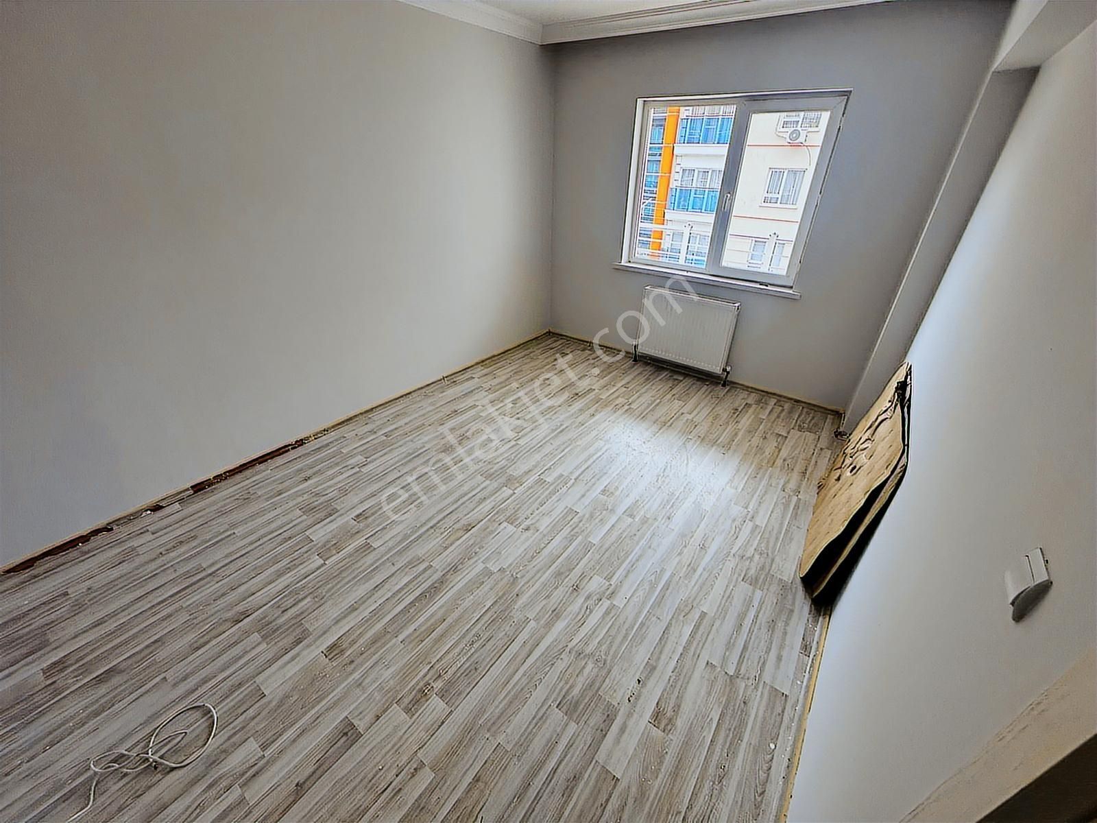 4+1 Merkezi Lokasyon 140m2 Ebeveyn Banyo Ön Cephe - Görsel 30