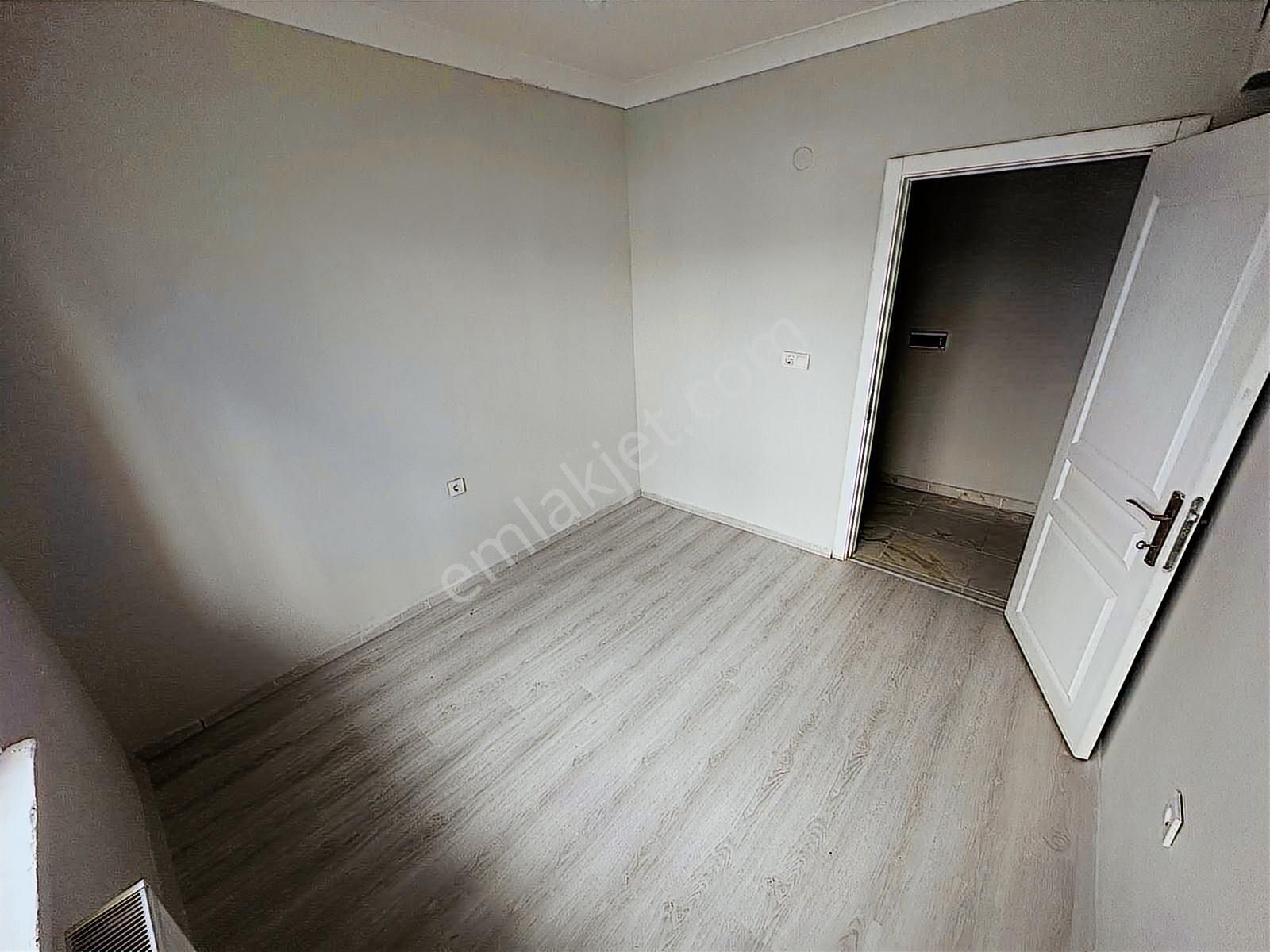 Mustafa Kemal De Bulvar Cephe 100m2 Yüksek Giriş 3+1 Uygun Fiyat - Görsel 5