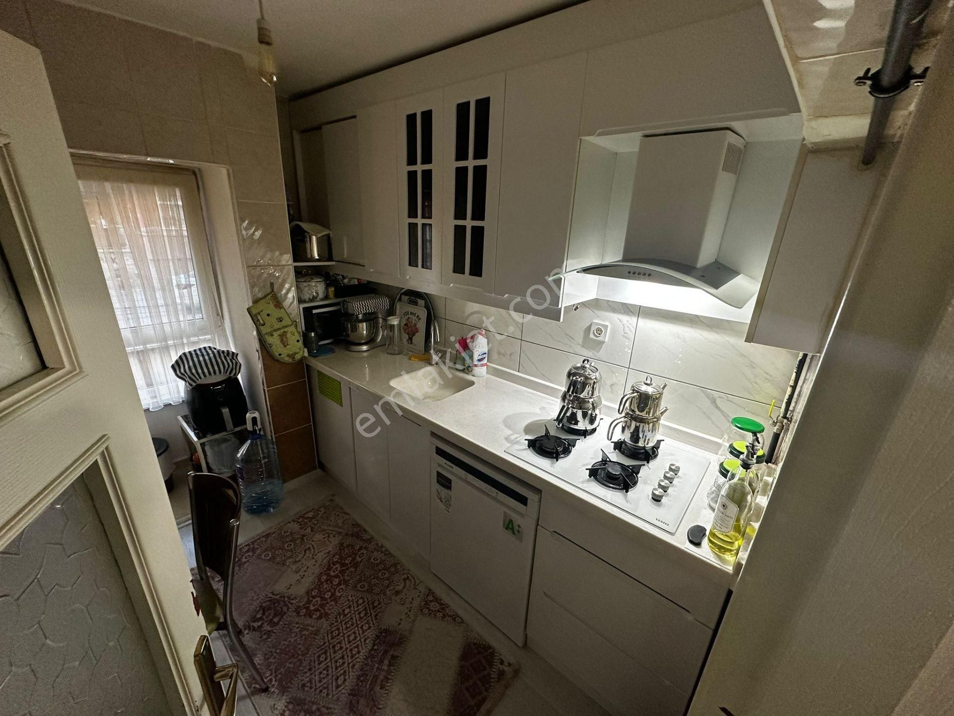 Harika Lokasyon Çarşı İçi 3+1 Yuksek Giriş 95m2 Şok Fiyat - Görsel 3