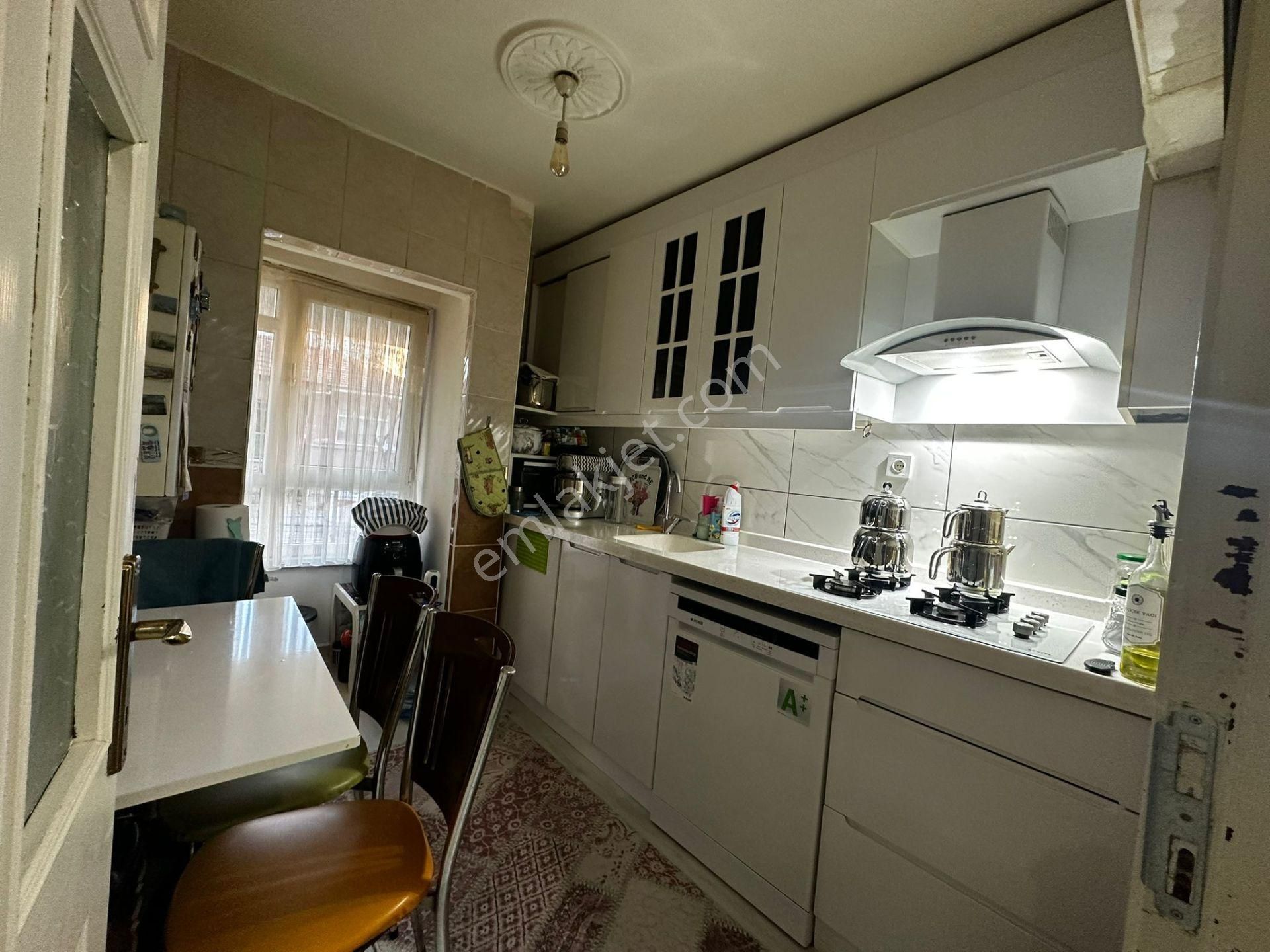 Harika Lokasyon Çarşı İçi 3+1 Yuksek Giriş 95m2 Şok Fiyat - Görsel 5