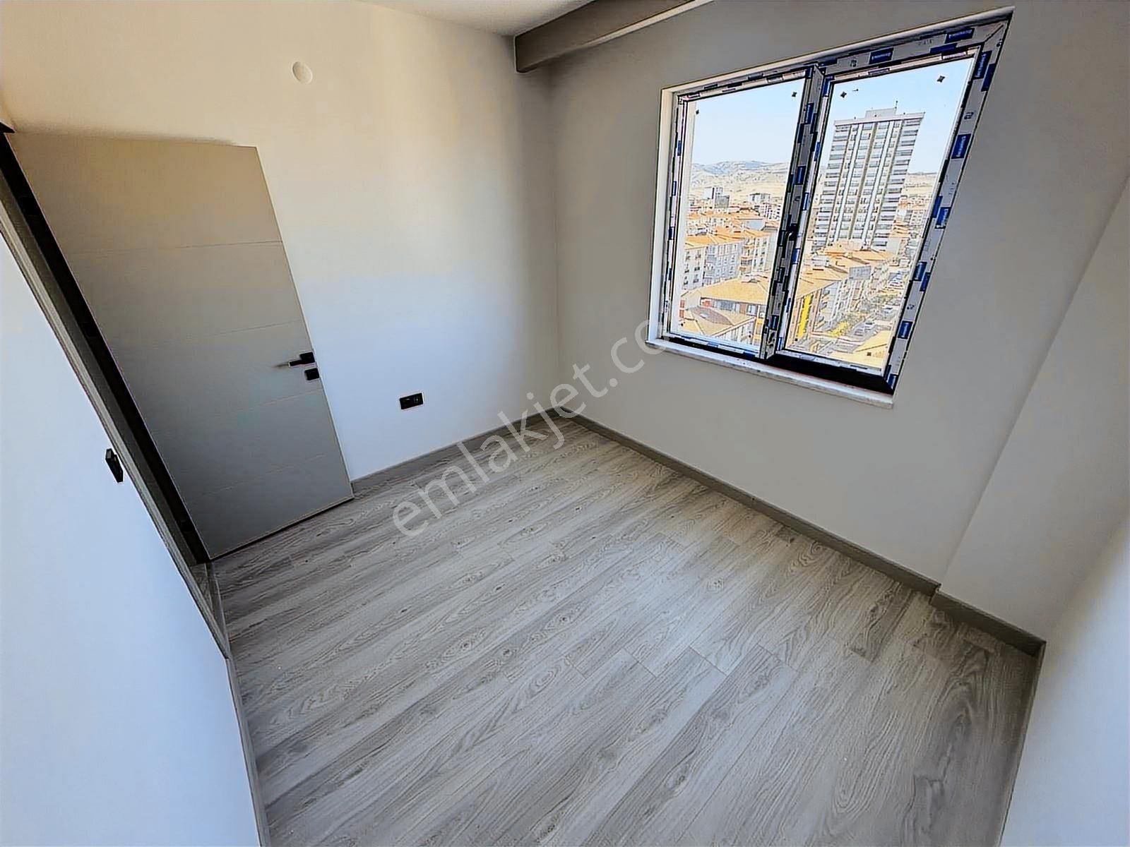 **site Dairesi** Son Kat 3+1 Manzaralı Cadde Üzeri 135m2 9 Kat - Görsel 28