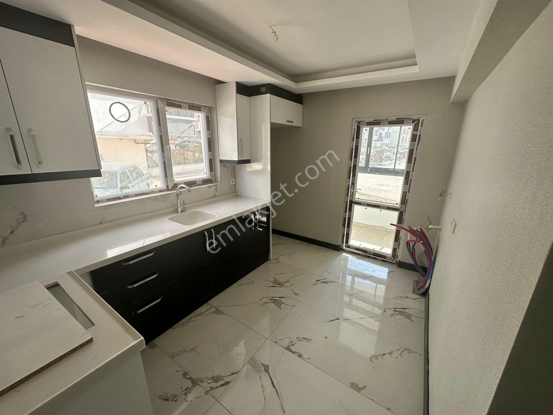 **fevzi Çakmak Mahallesi**3+1 Cam Balkonlu - Görsel 2