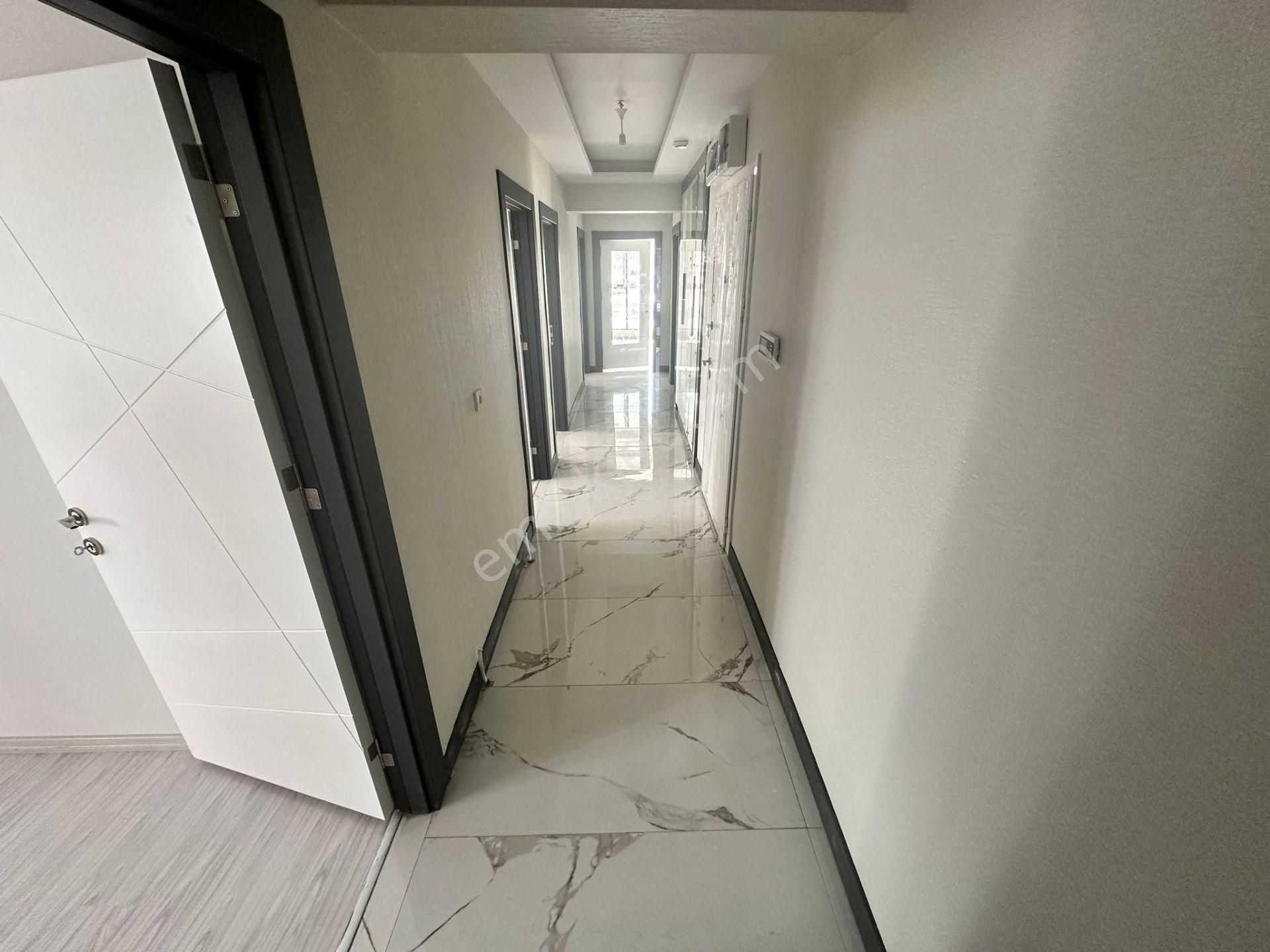 **fevzi Çakmak Mahallesi**3+1 Cam Balkonlu - Görsel 20