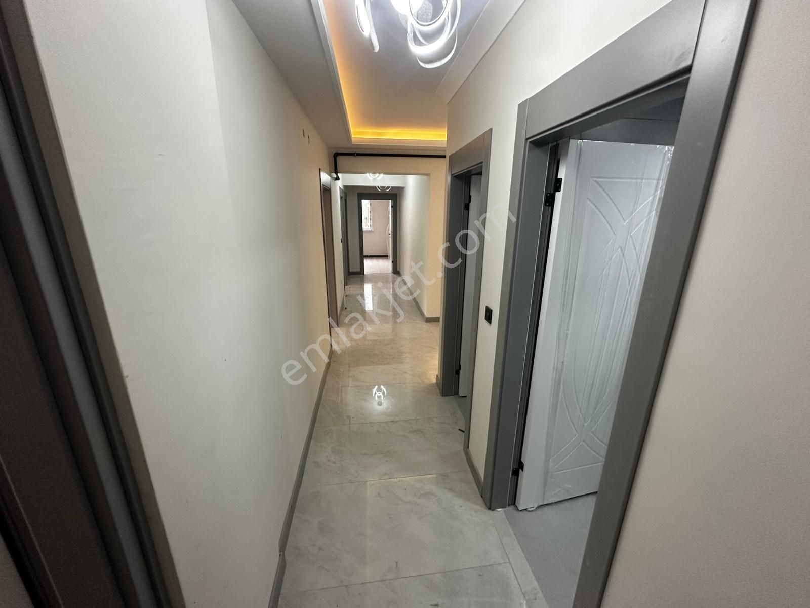 **menderes Mahallesi** 3+1 Ebeveyn Banyo Teras Balkon - Görsel 26