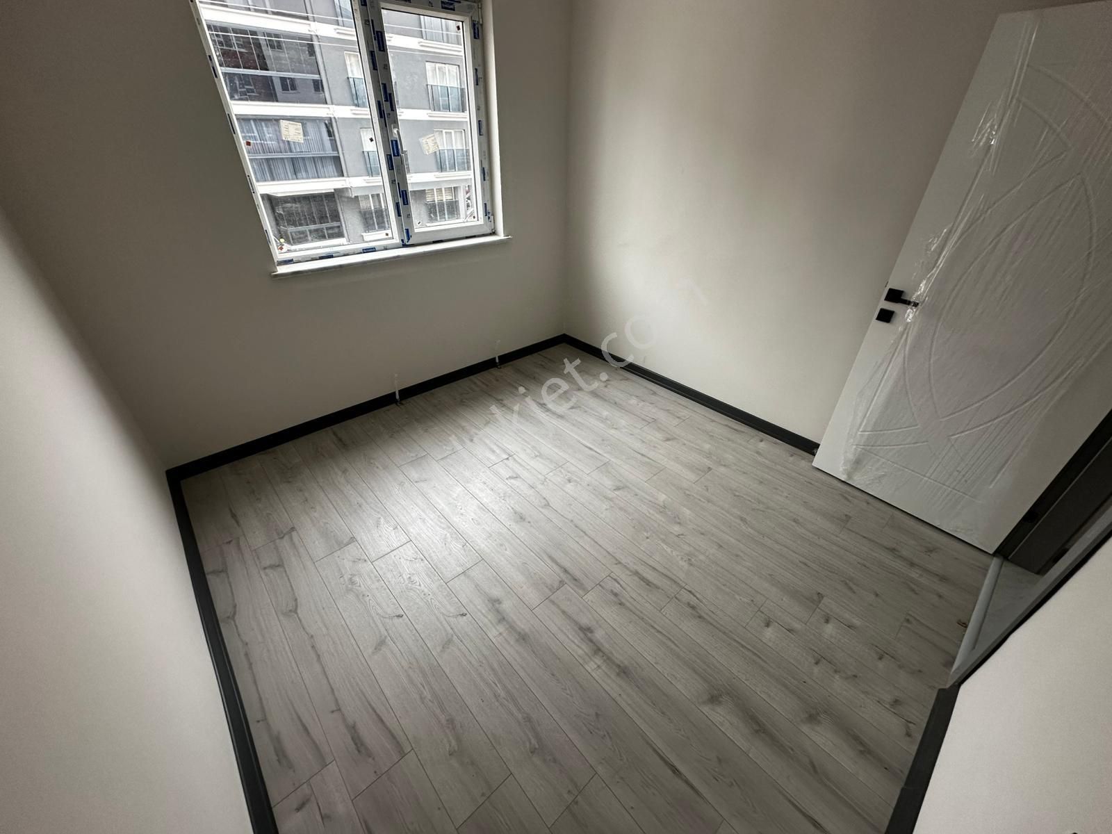 **menderes Mahallesi** 3+1 Ebeveyn Banyo Teras Balkon - Görsel 12