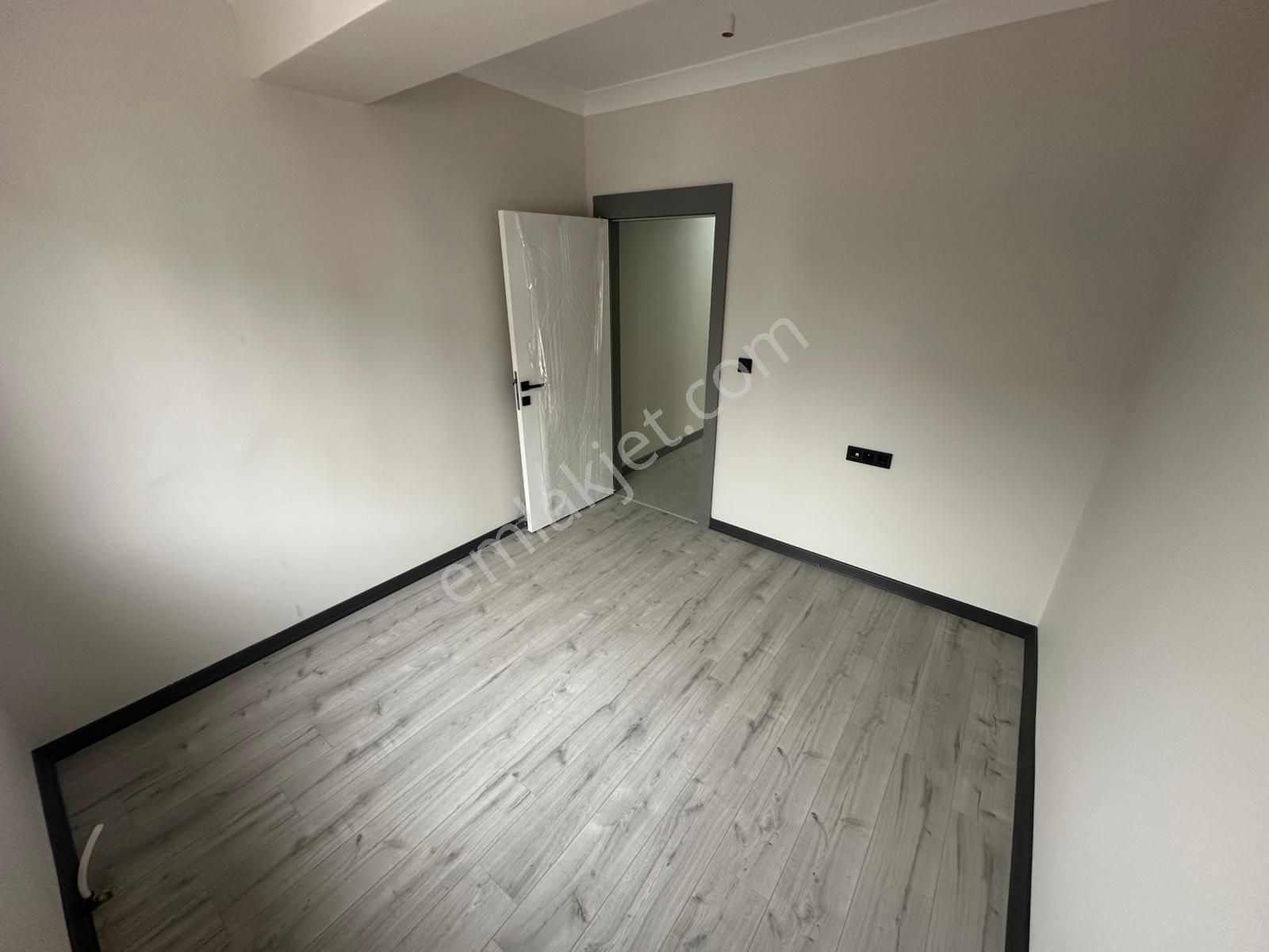 **menderes Mahallesi** 3+1 Ebeveyn Banyo Teras Balkon - Görsel 16