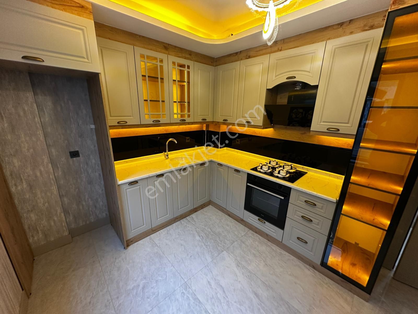 **mustafa Kemal Mahallesi**3+1 Full +full Daire