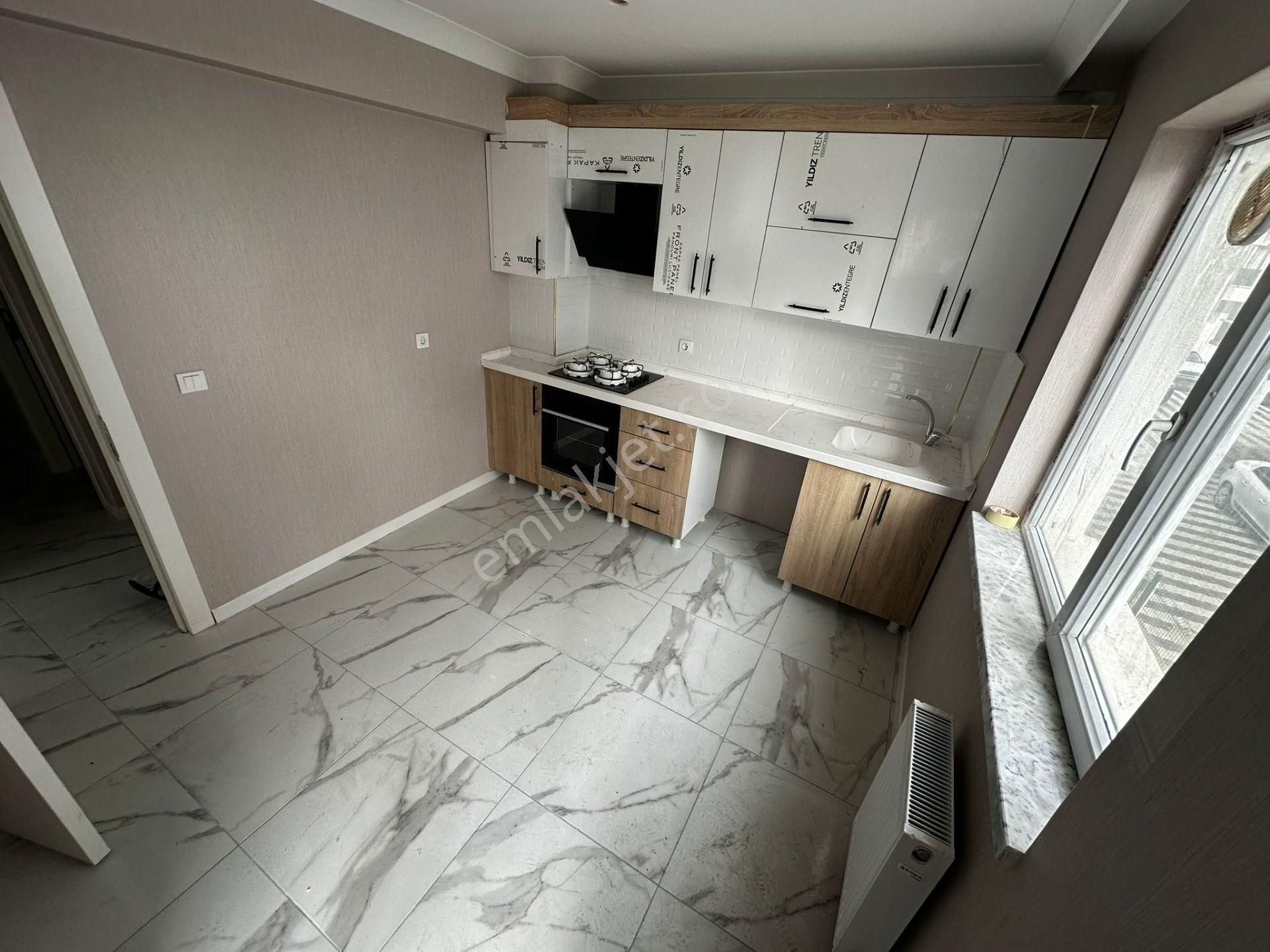 M.kemal Mahallesi Okullar Bölgesi 2+1 Ara Kat 110 M2 Daire - Görsel 4