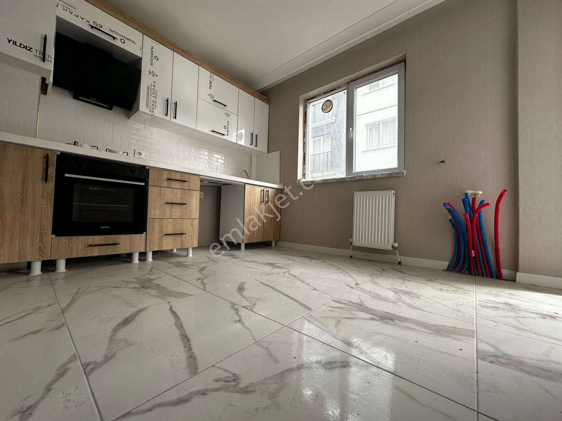 M.kemal Mahallesi Okullar Bölgesi 2+1 Ara Kat 110 M2 Daire - Görsel 3