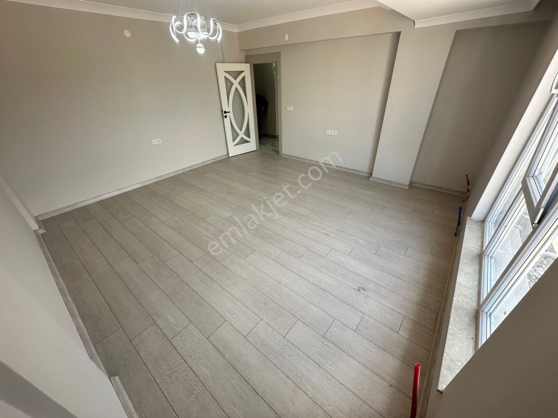 M.kemal De 3+1okullar Bölgesinde 125 M2 Şık Tasarımlı - Görsel 9