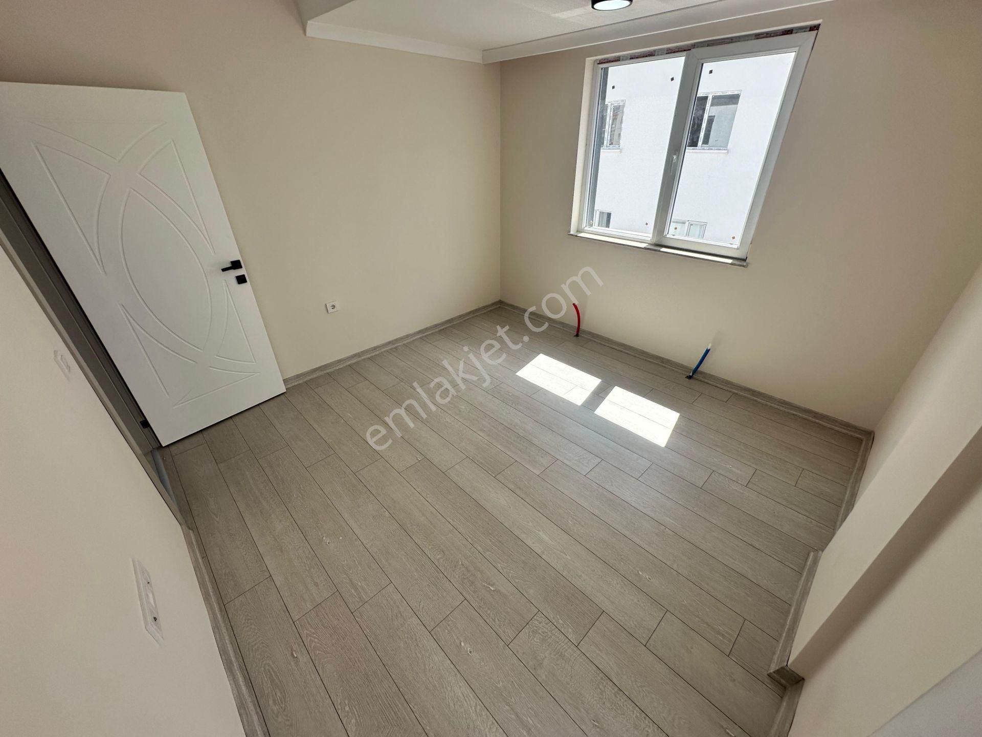 M.kemal De 3+1okullar Bölgesinde 125 M2 Şık Tasarımlı - Görsel 11