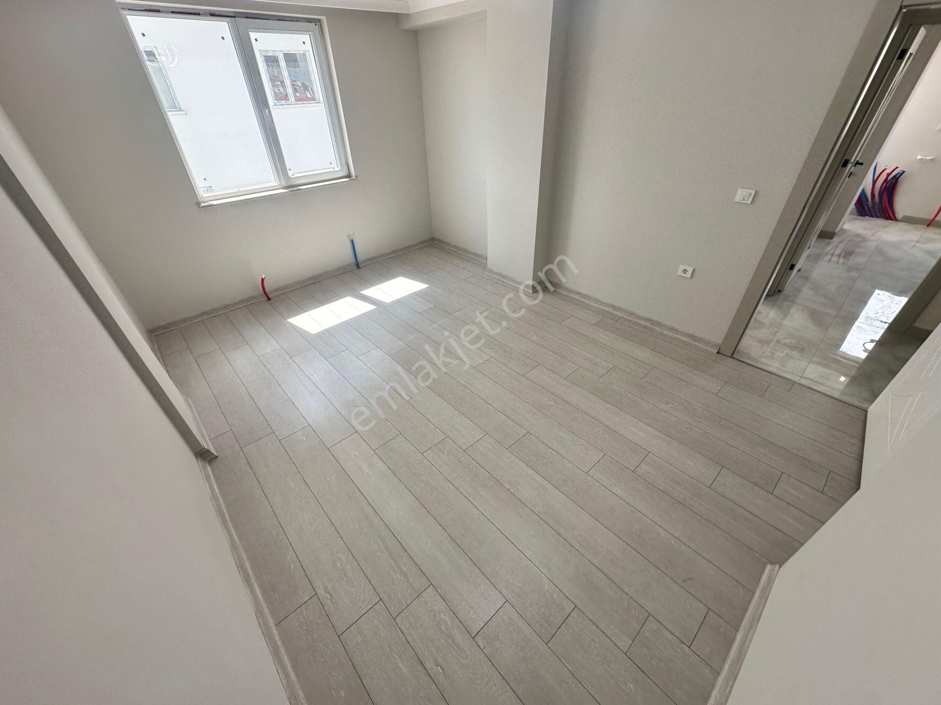 M.kemal De 3+1okullar Bölgesinde 125 M2 Şık Tasarımlı - Görsel 16