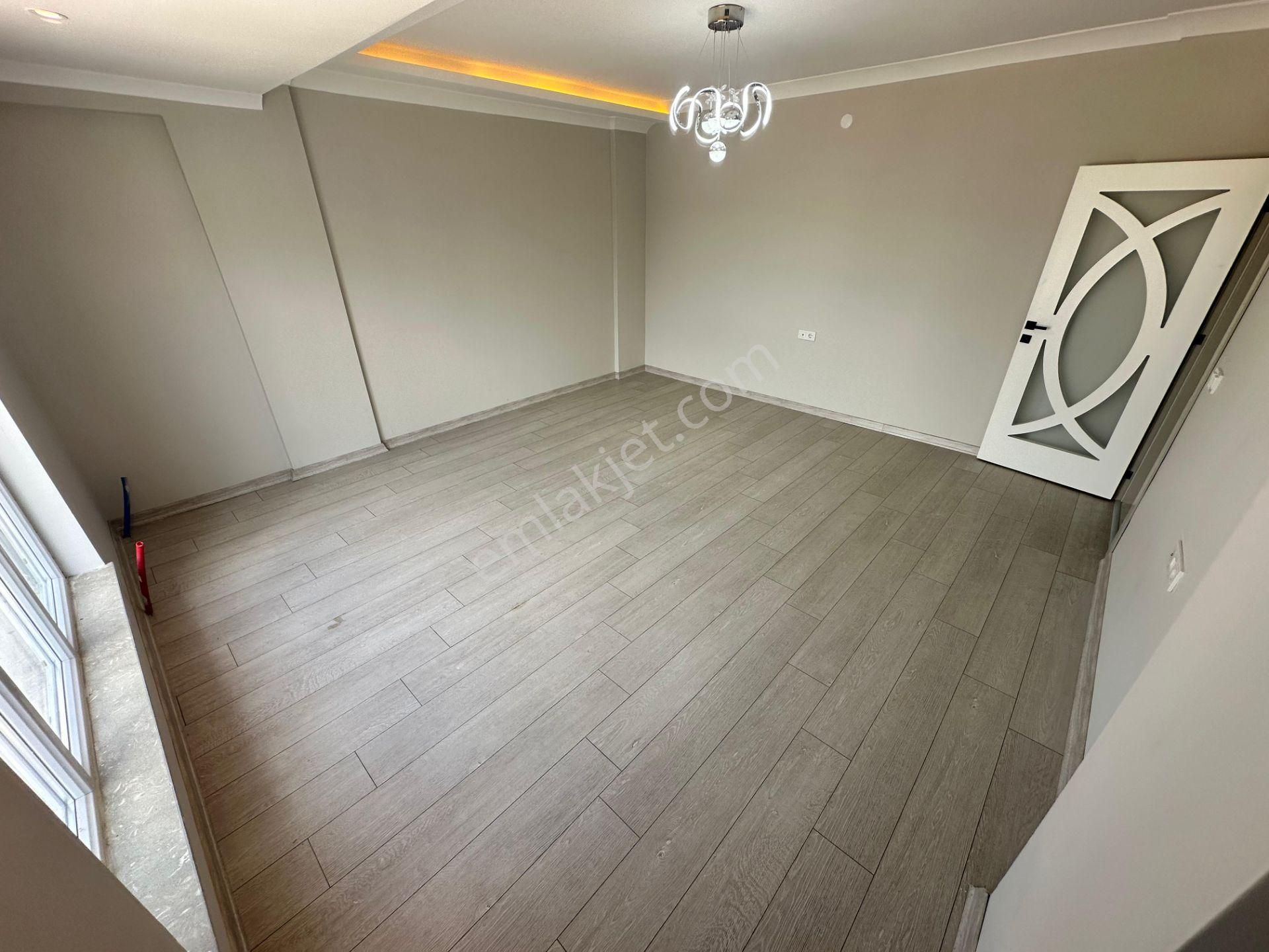 M.kemal De 3+1okullar Bölgesinde 125 M2 Şık Tasarımlı - Görsel 8